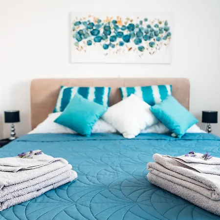 Lejlighed Sea Sun With 2 Bedrooms And Pool, Near