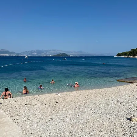 Sea Sun With 2 Bedrooms And Pool, Near Lejlighed Slatine